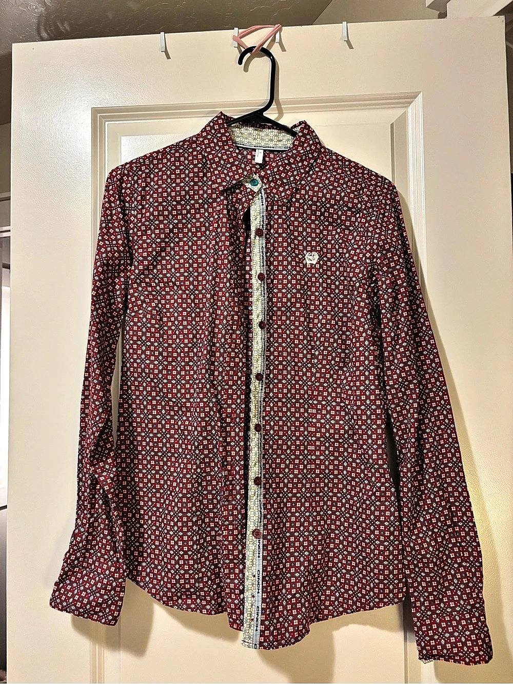 Cinch Geometric Button Down Red & Blue Size Medium